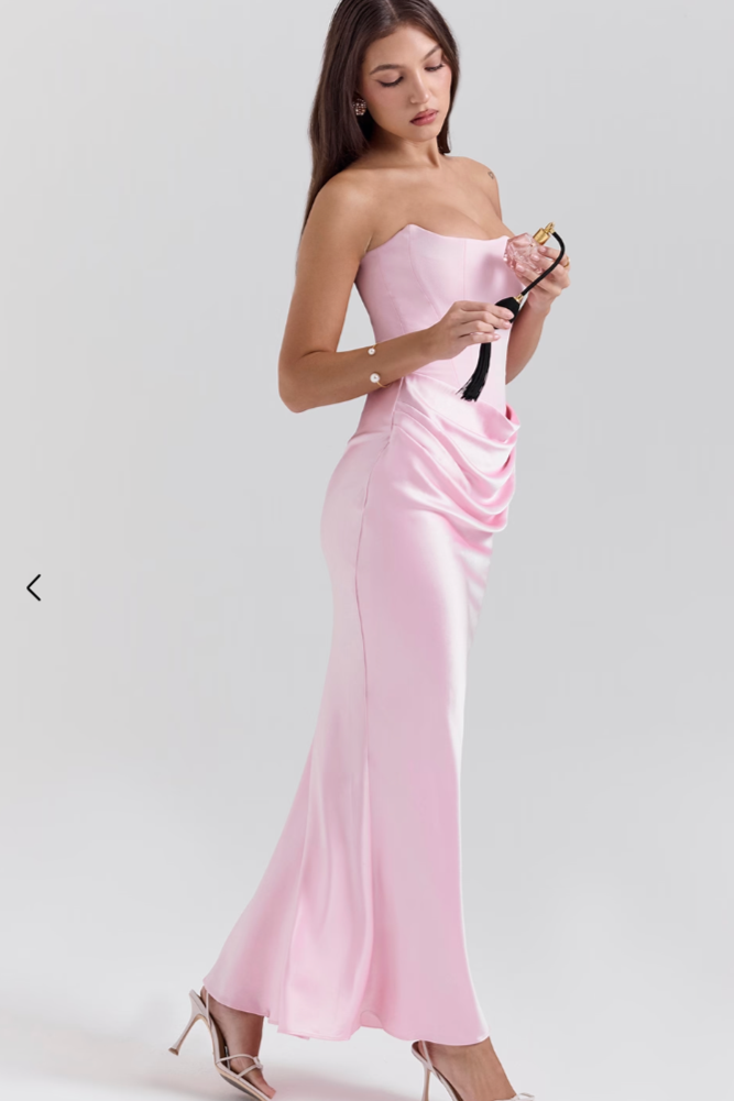 Valentina – The Bold Elegance Corset Dress