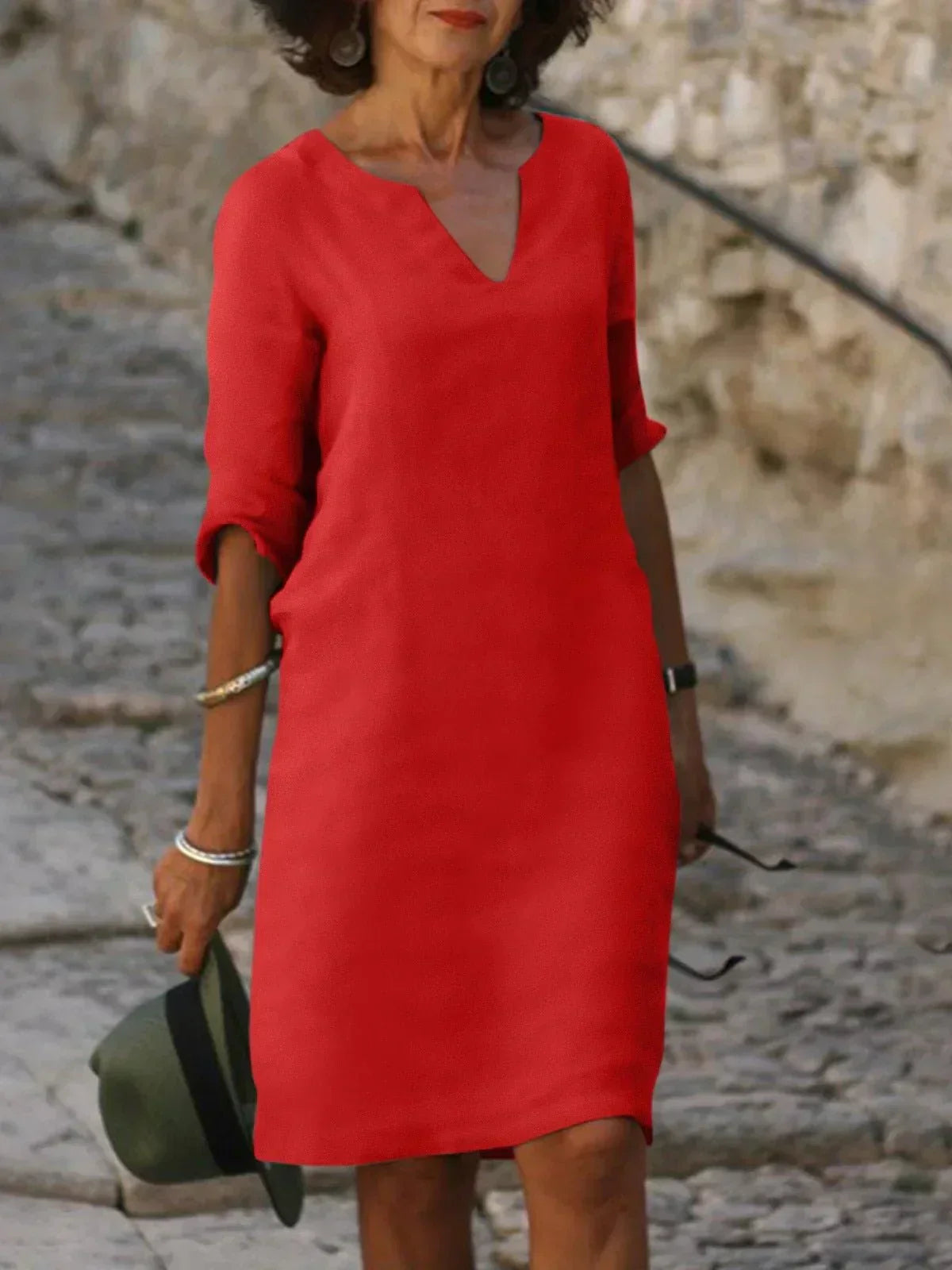 RAFFAELLA™ | ELEGANT V-NECK DRESS