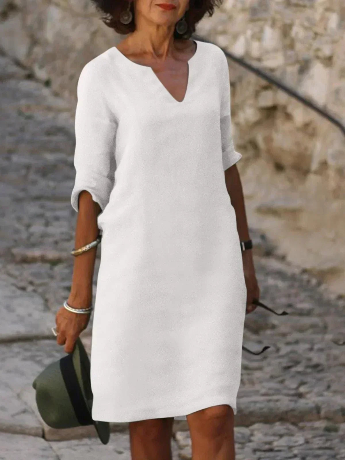 RAFFAELLA™ | ELEGANT V-NECK DRESS