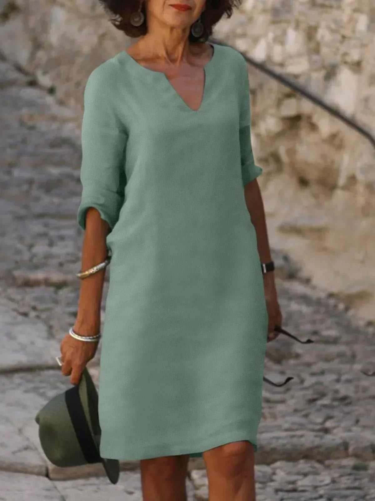RAFFAELLA™ | ELEGANT V-NECK DRESS